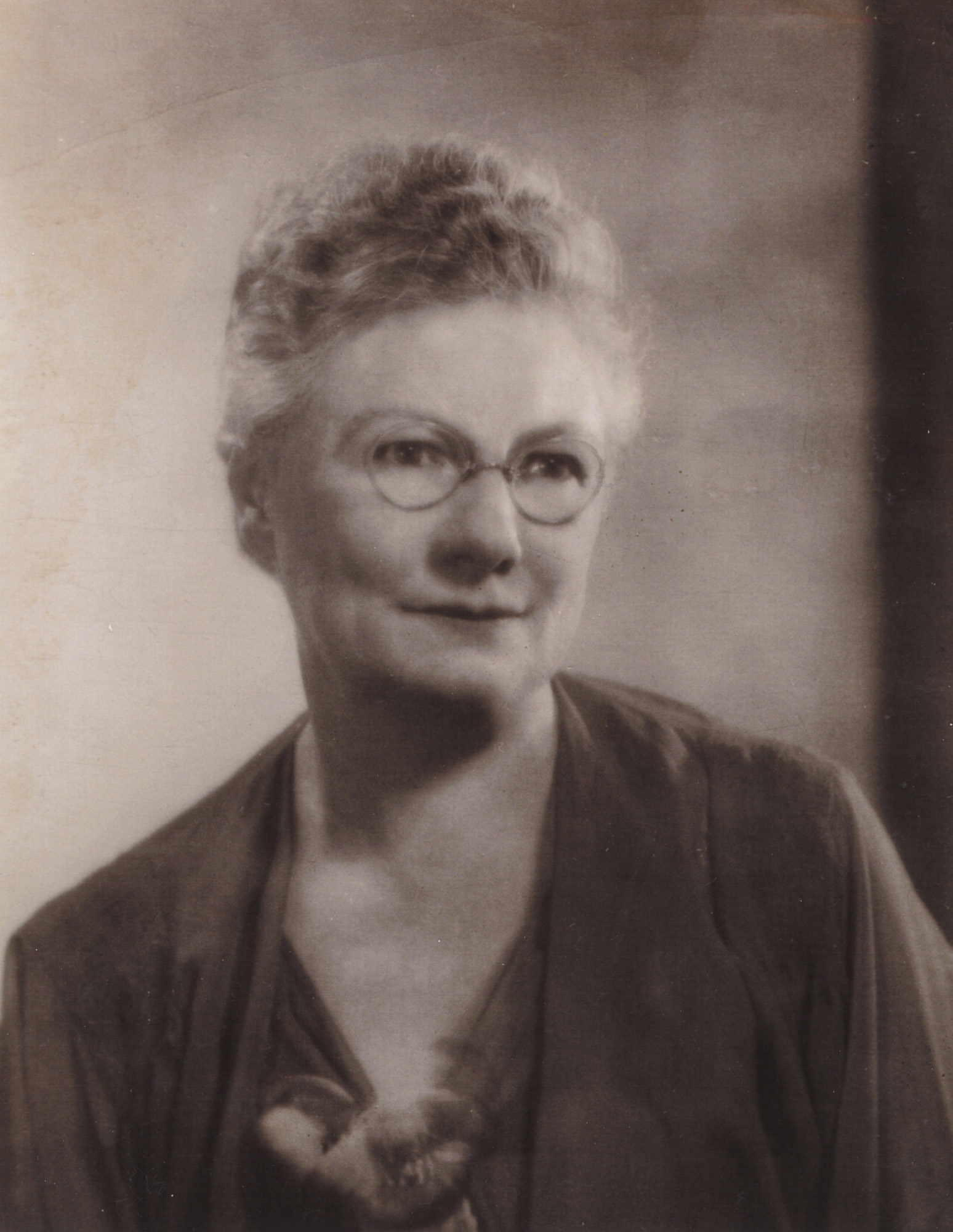 Lydia Jones